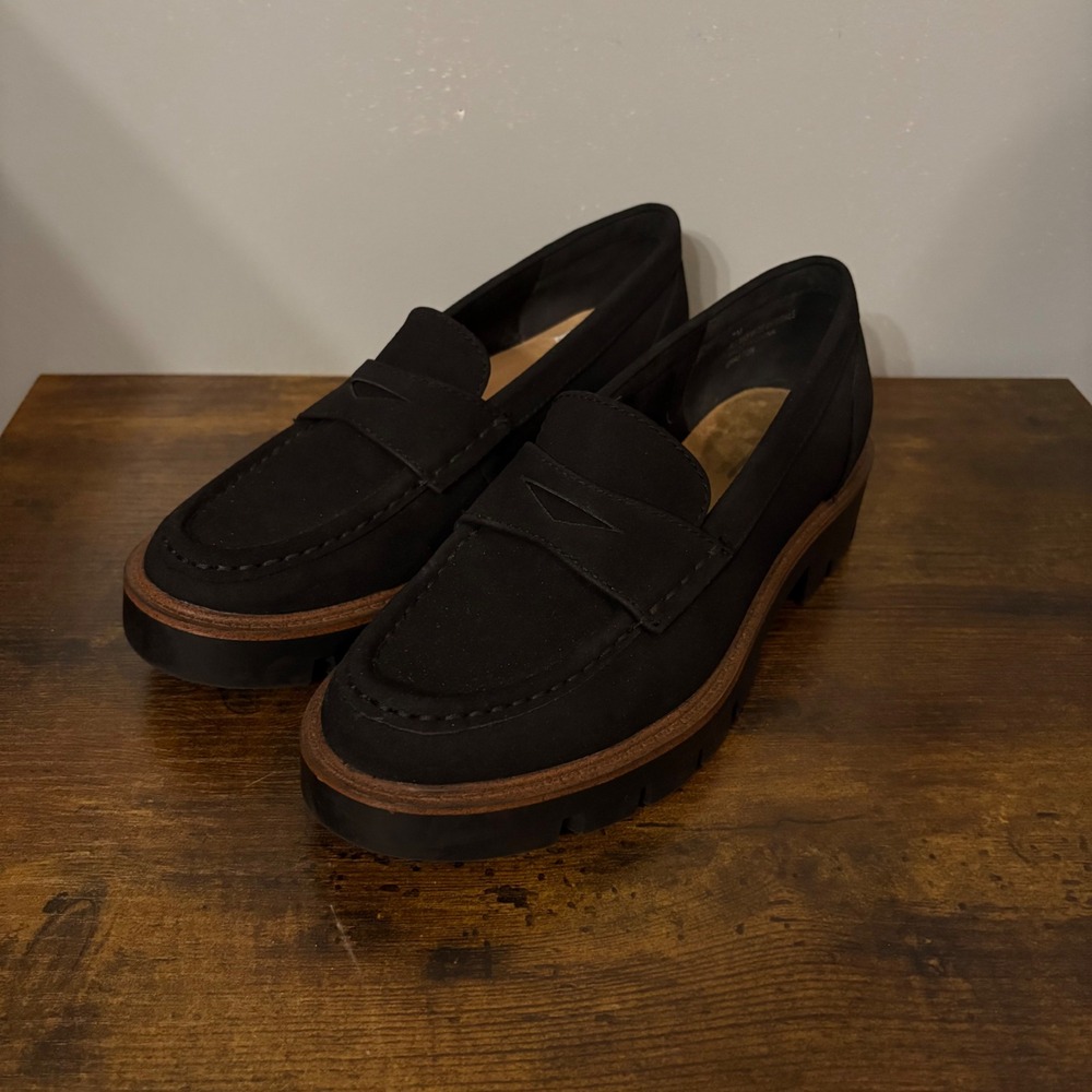 Cliffs by White Mountain Black Suede Gunner Loafer Slip-On (Women's 7)‎